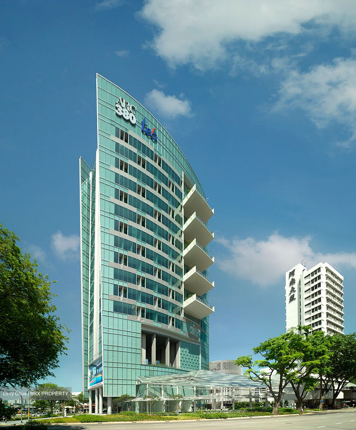 Arc 380 (D8), Office #445995481